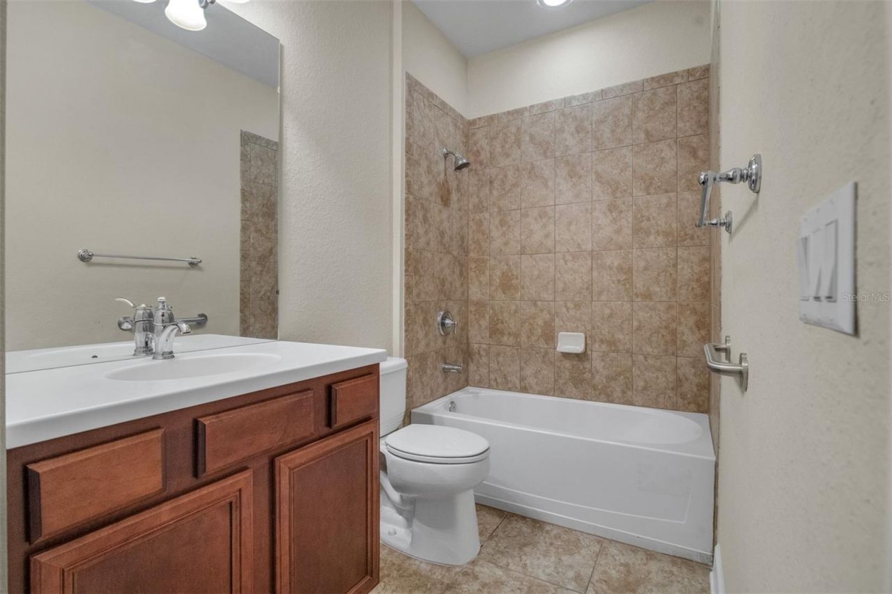 524 Douglas Edward Drive, Ocoee, FL 34761 Photo