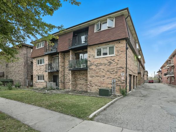 9708 S NOTTINGHAM Avenue, Unit 9, Chicago Ridge, IL 60415