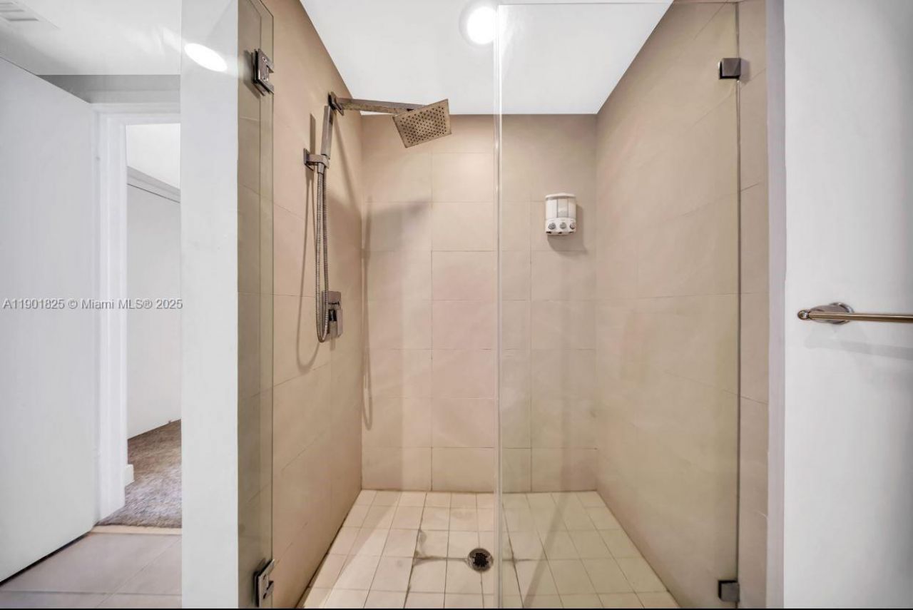 4111 S Ocean Dr, Unit 1212, Hollywood, FL 33019 Photo