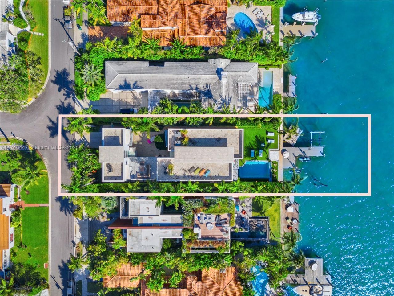 227 E Dilido Dr, Miami Beach, FL 33139 Photo