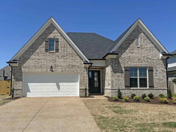 150 MISTY MEADOWS DR, Oakland, TN 38060