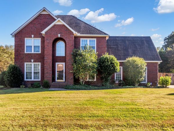 6549 Dynasty Dr, Murfreesboro, TN 37128