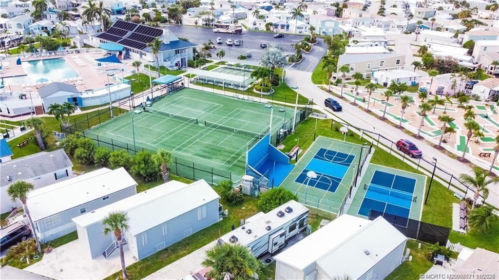 2105 Nettles Boulevard, Jensen Beach, FL 34957 Photo