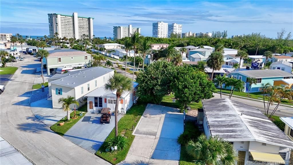 2105 Nettles Boulevard, Jensen Beach, FL 34957 Photo