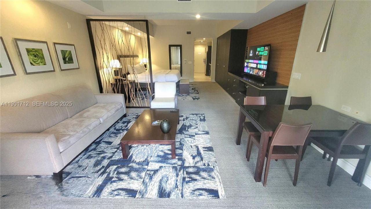 5300 NW 87th Ave, Unit 306, Doral, FL 33178 Photo