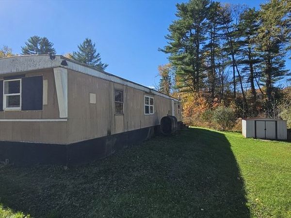 46 Madden Road, Unit 39, West Brookfield, MA 01585