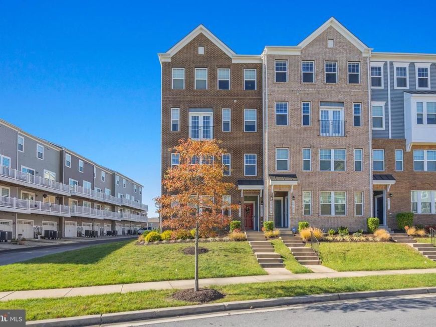 3729 Silver View Lane, Unit 175, Upper Marlboro, MD 20772 Main Photo