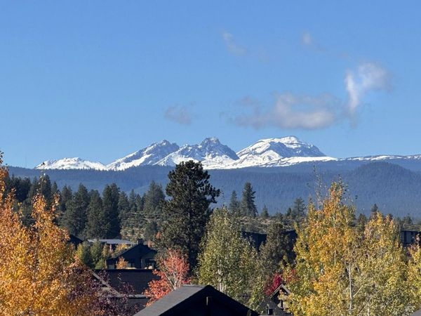 61354 Lost Hollow Loop, Bend, OR 97702