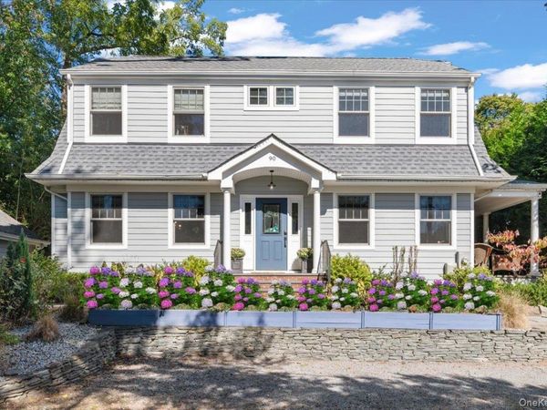 90 17th Avenue, Sea Cliff, NY 11579