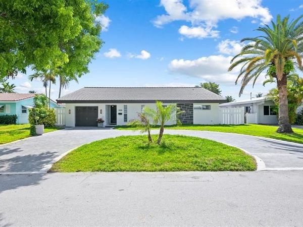 420 SE 13th Ave, Pompano Beach, FL 33060