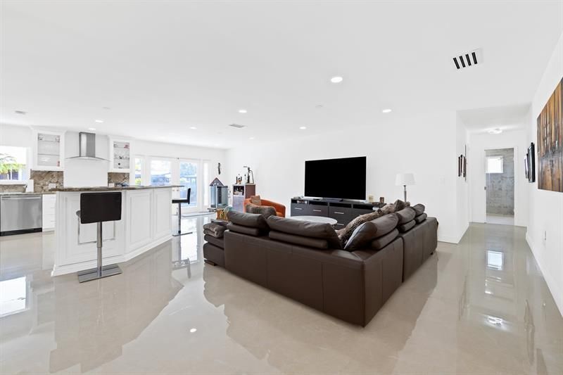 420 SE 13th Avenue, Pompano Beach, FL 33060 Photo