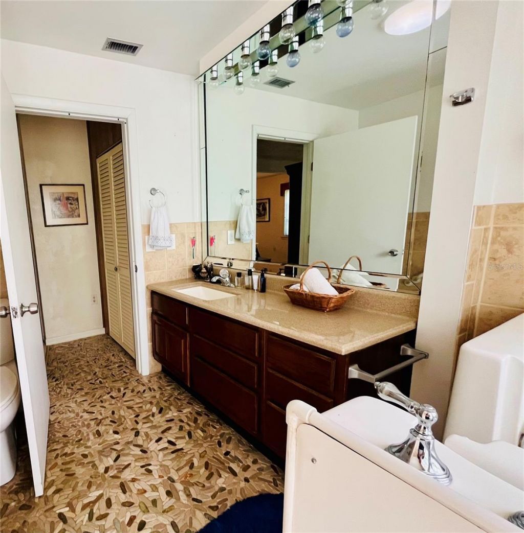 550 46th Street, Sarasota, FL 34234 Photo