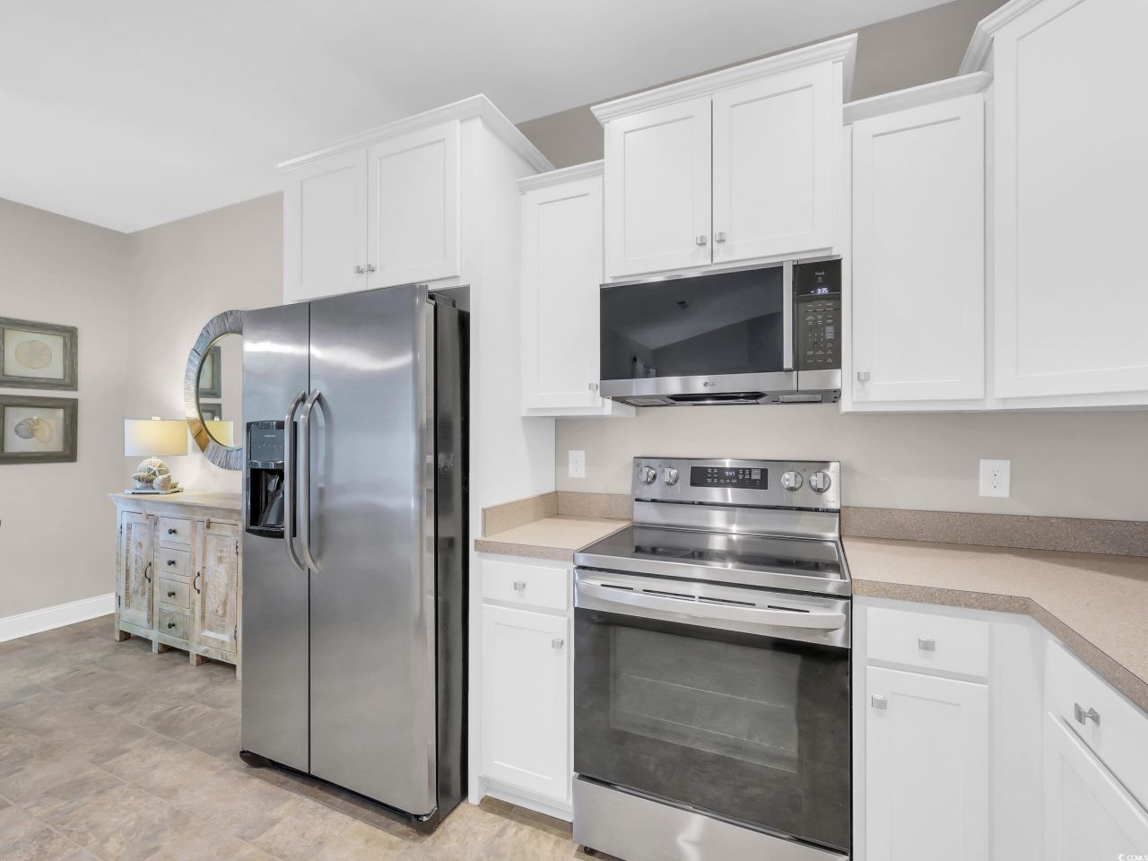 370 Clearwater Dr. Photo 13