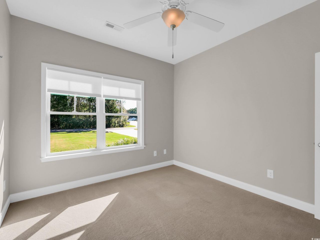 370 Clearwater Dr. Photo 16