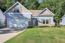 370 Clearwater Dr. photo 4