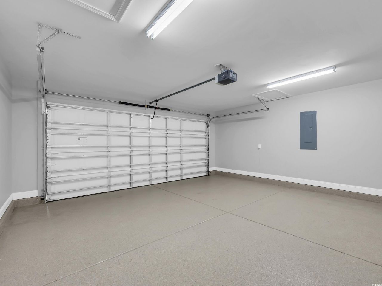 370 Clearwater Dr. Photo 32