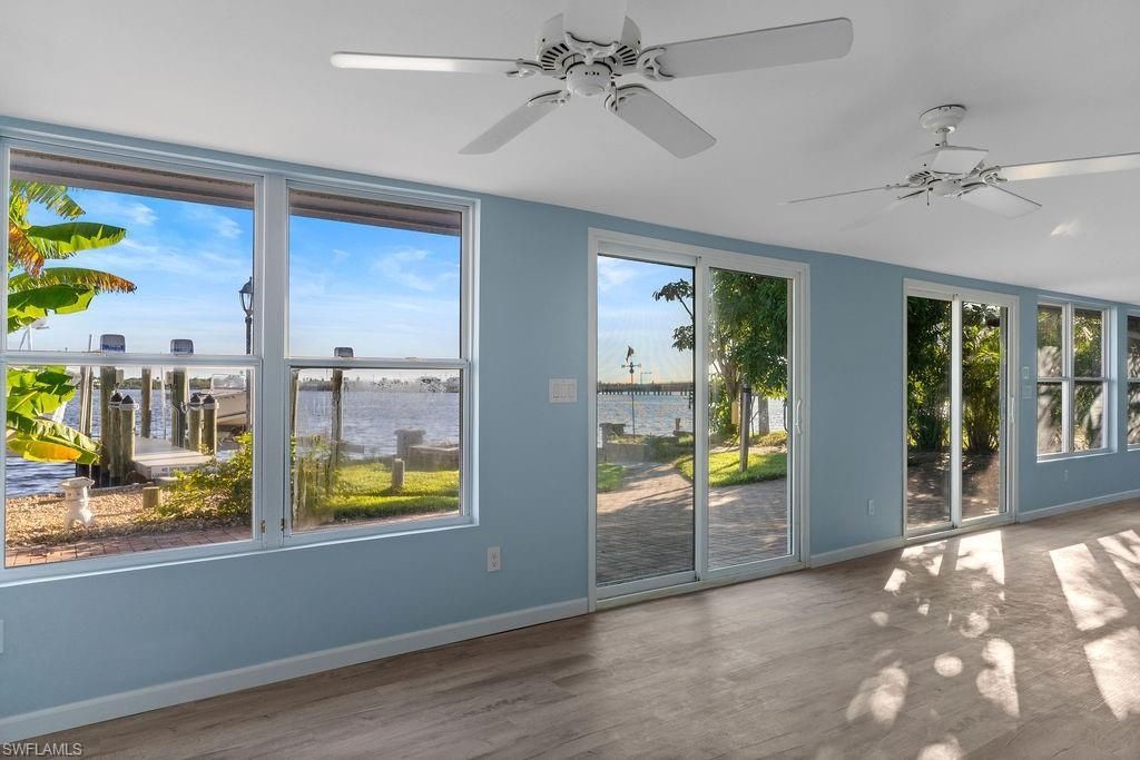 2504 Bayshore Dr, Matlacha, FL 33993 Photo