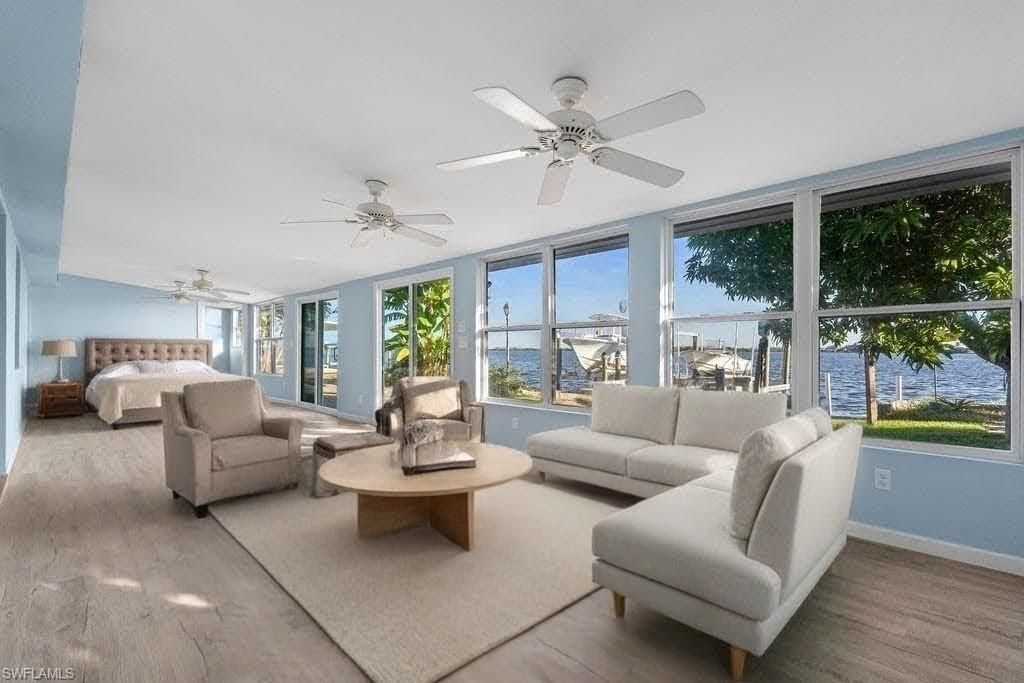 2504 Bayshore Dr, Matlacha, FL 33993 Photo