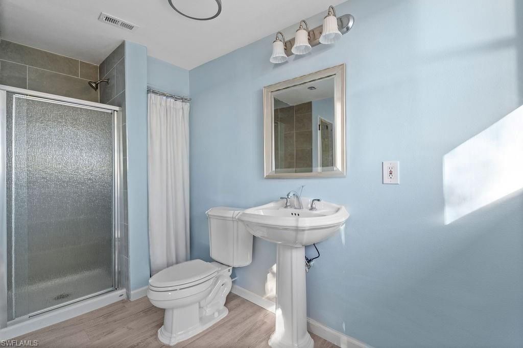 2504 Bayshore Dr, Matlacha, FL 33993 Photo