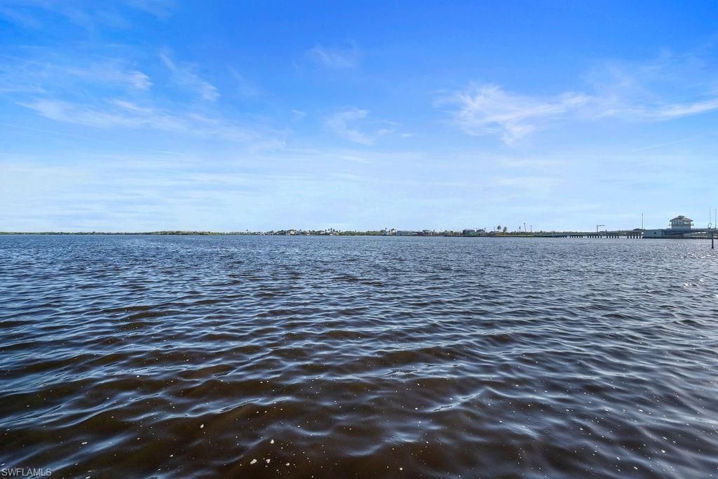 2504 Bayshore Dr, Matlacha, FL 33993 Photo