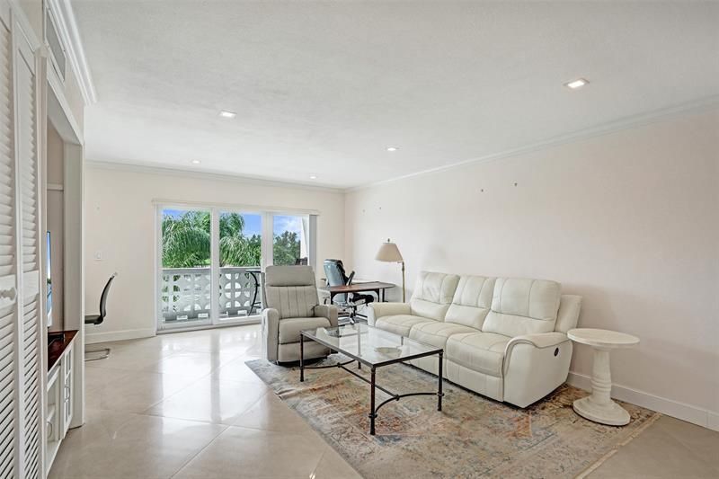 1001 N Riverside Drive, Unit 304, Pompano Beach, FL 33062 Photo