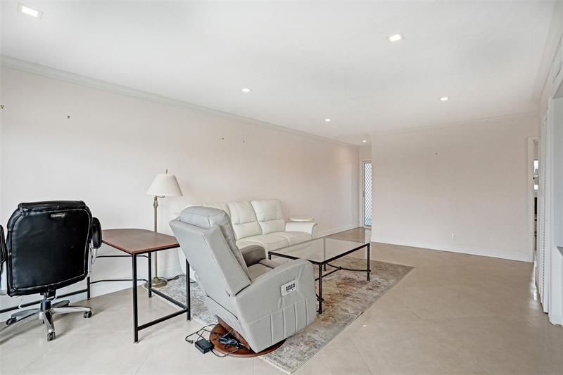 1001 N Riverside Drive, Unit 304, Pompano Beach, FL 33062 Photo