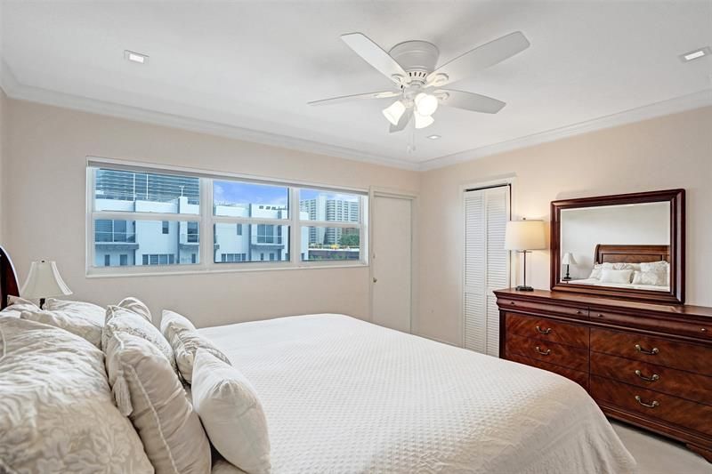 1001 N Riverside Drive, Unit 304, Pompano Beach, FL 33062 Photo