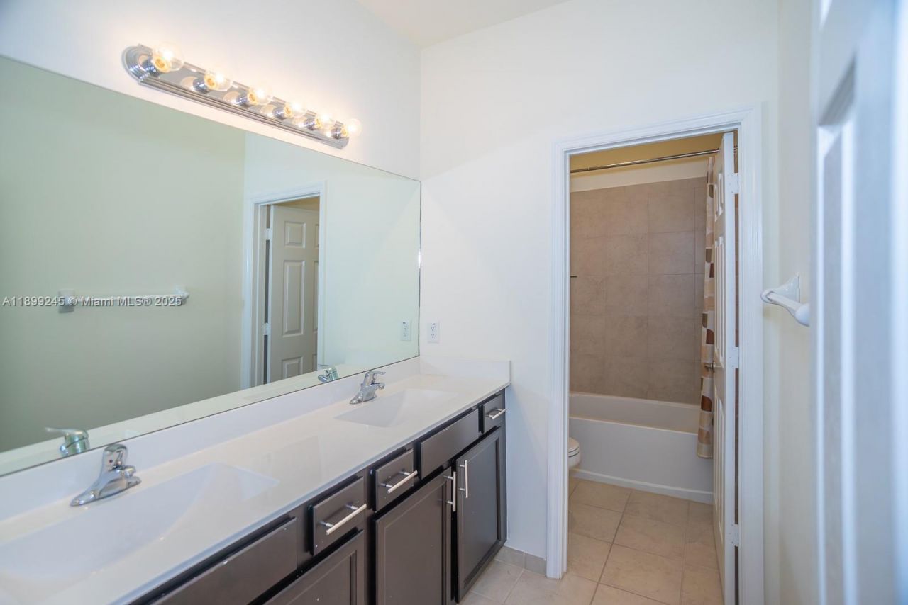 148 NE 24th Ave, Homestead, FL 33033 Photo