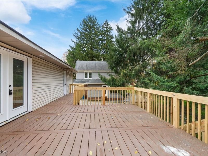 4698 Manchester Road, New Franklin, OH 44319 Photo 4