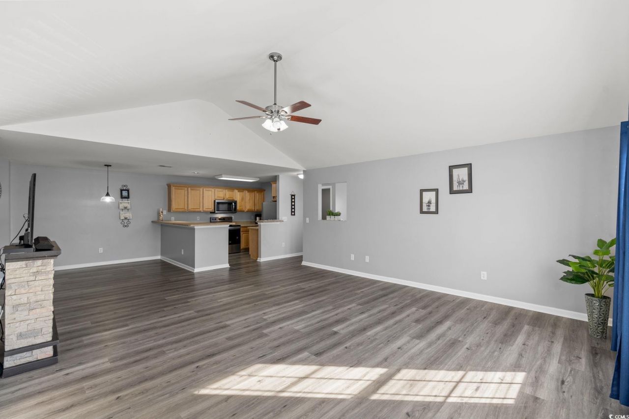 4654 Fringetree Dr. Photo 11