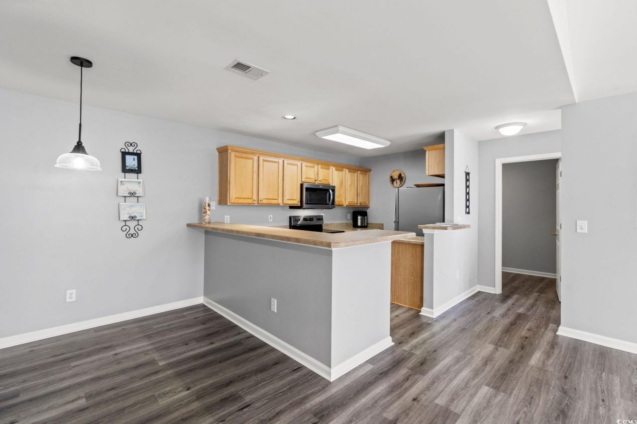 4654 Fringetree Dr. Photo 12