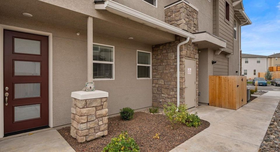 3621 Pulsar Lane, Unit 2, Carson City, NV 89705 Photo