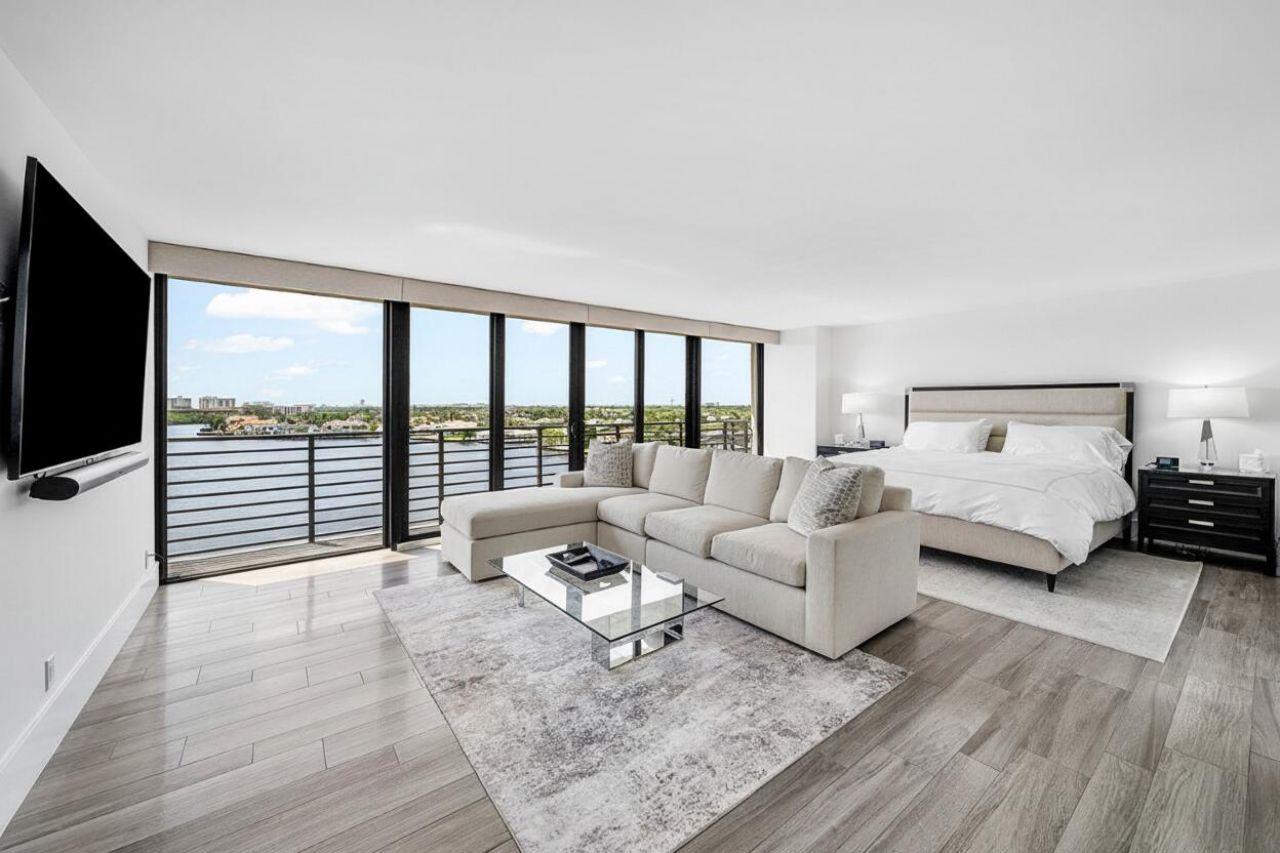 900 NE Spanish River Boulevard, Unit 7e, Boca Raton, FL 33431 Photo