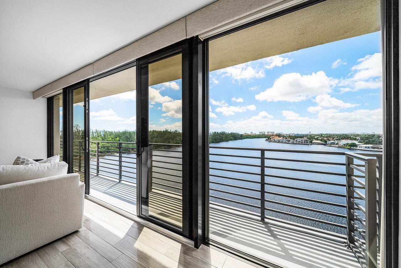 900 NE Spanish River Boulevard, Unit 7e, Boca Raton, FL 33431 Photo