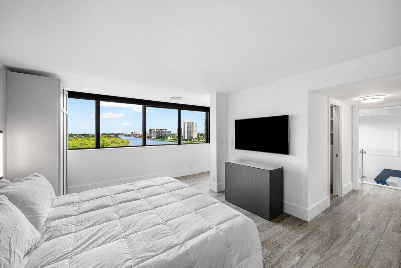 900 NE Spanish River Boulevard, Unit 7e, Boca Raton, FL 33431 Photo