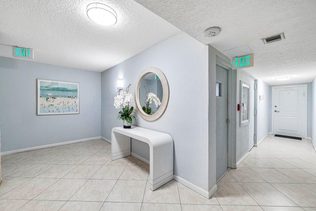 900 NE Spanish River Boulevard, Unit 7e, Boca Raton, FL 33431 Photo