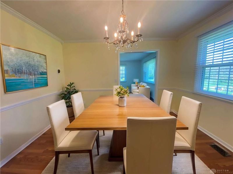 1811 Greenbriar Drive, Troy, OH 45373 Photo 12