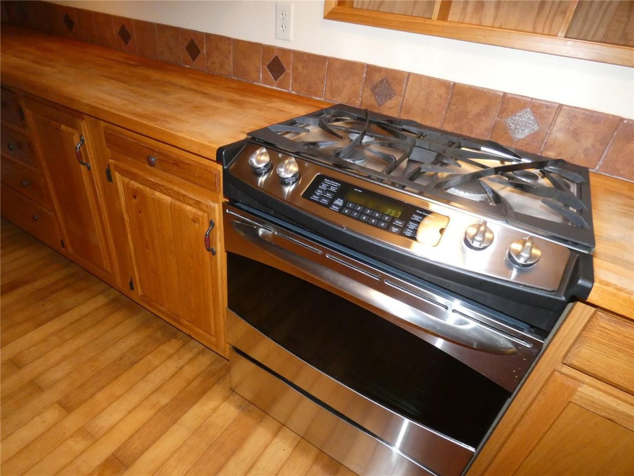 237 Cortez Avenue, De Leon Springs, FL 32130 Photo