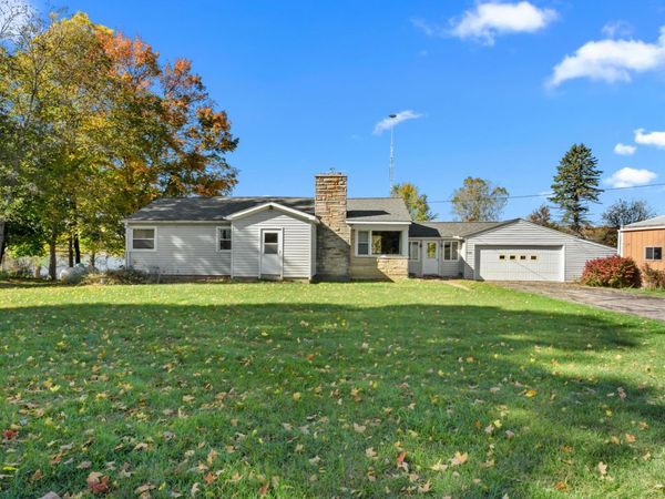 9180 Arkansaw Road, Allen, MI 49227