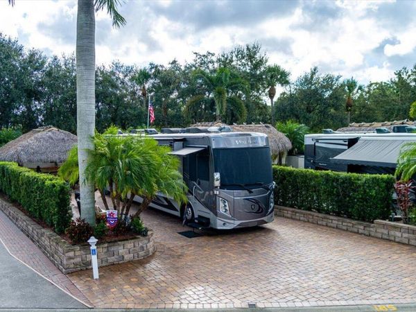 185 NW Hazard Way, Saint Lucie West, FL 34986