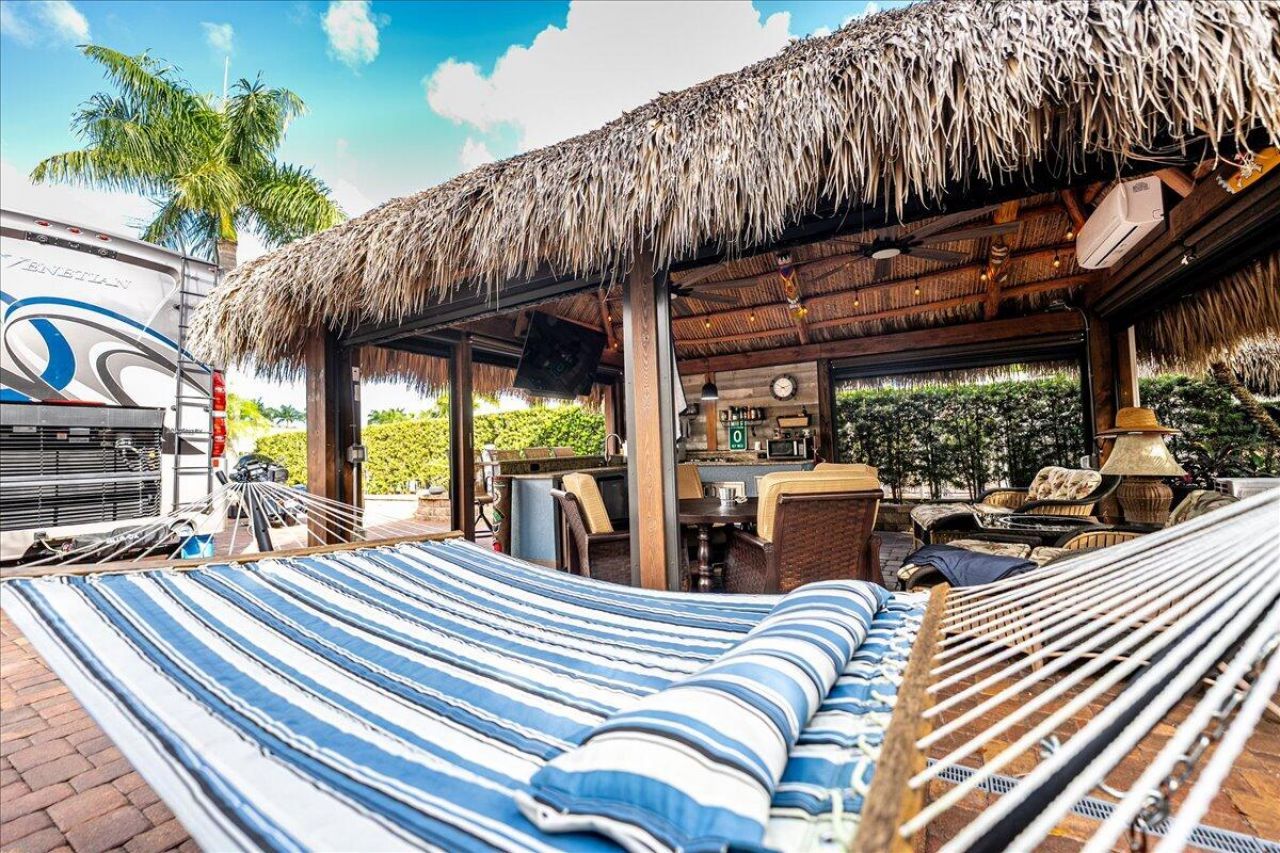 185 NW Hazard Way, Port Saint Lucie, FL 34986 Photo