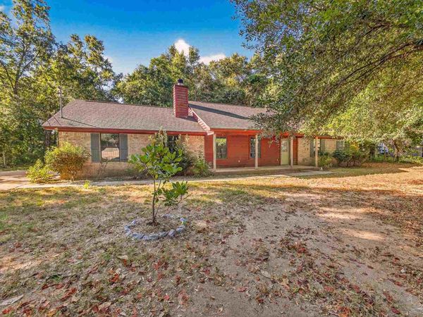 5453 Hamilton Ln, Pace, FL 32571