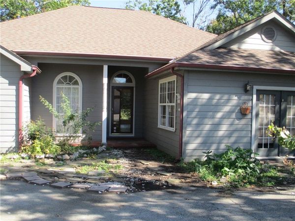 166 Holiday Island Drive, Holiday Island, AR 72631