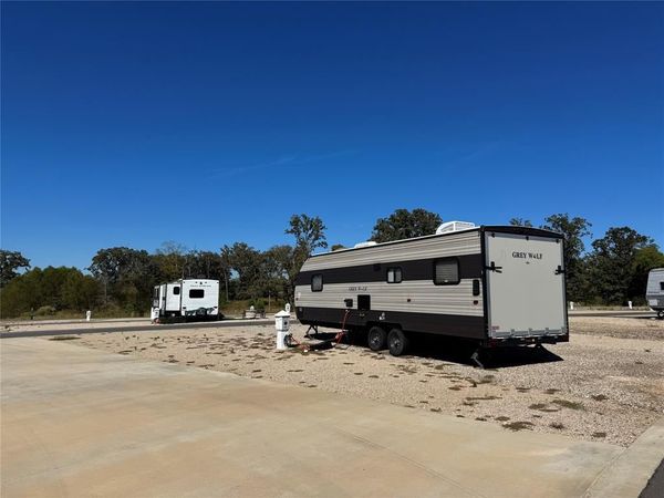 50 CR 3227 Unit 63 , Mount Pleasant, TX 75455