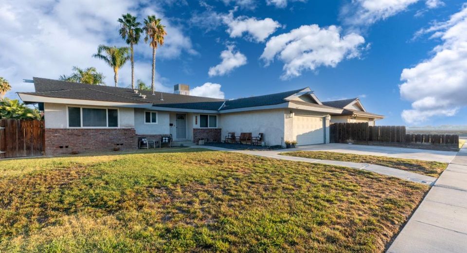 1062 Madison Ave, Los Banos, CA 93635 Photo