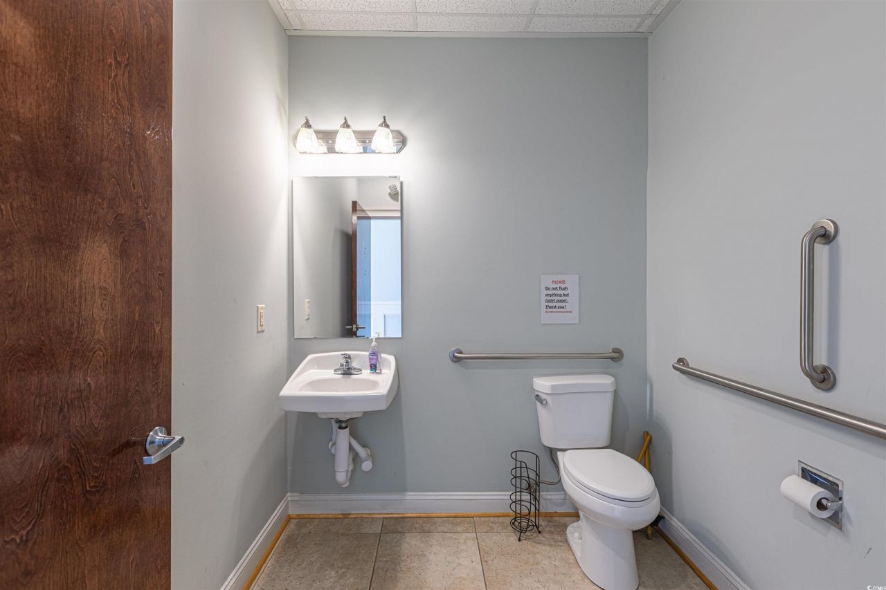 8210 Devon Ct. Photo 19