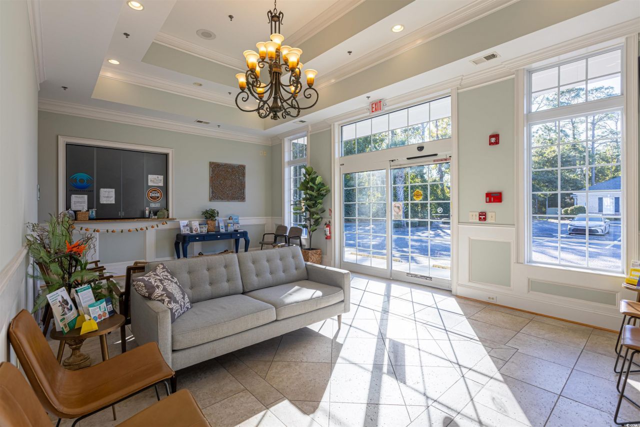 8210 Devon Ct. Photo 5