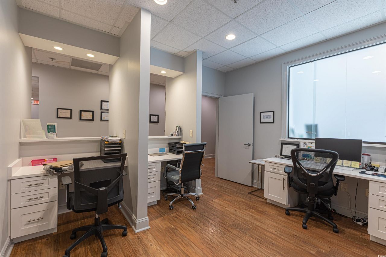 8210 Devon Ct. Photo 8