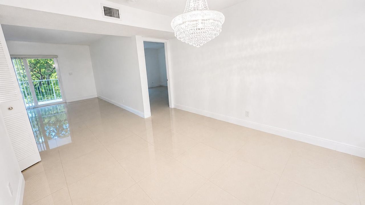 3909 N Ocean Boulevard, Unit 314, Fort Lauderdale, FL 33308 Photo