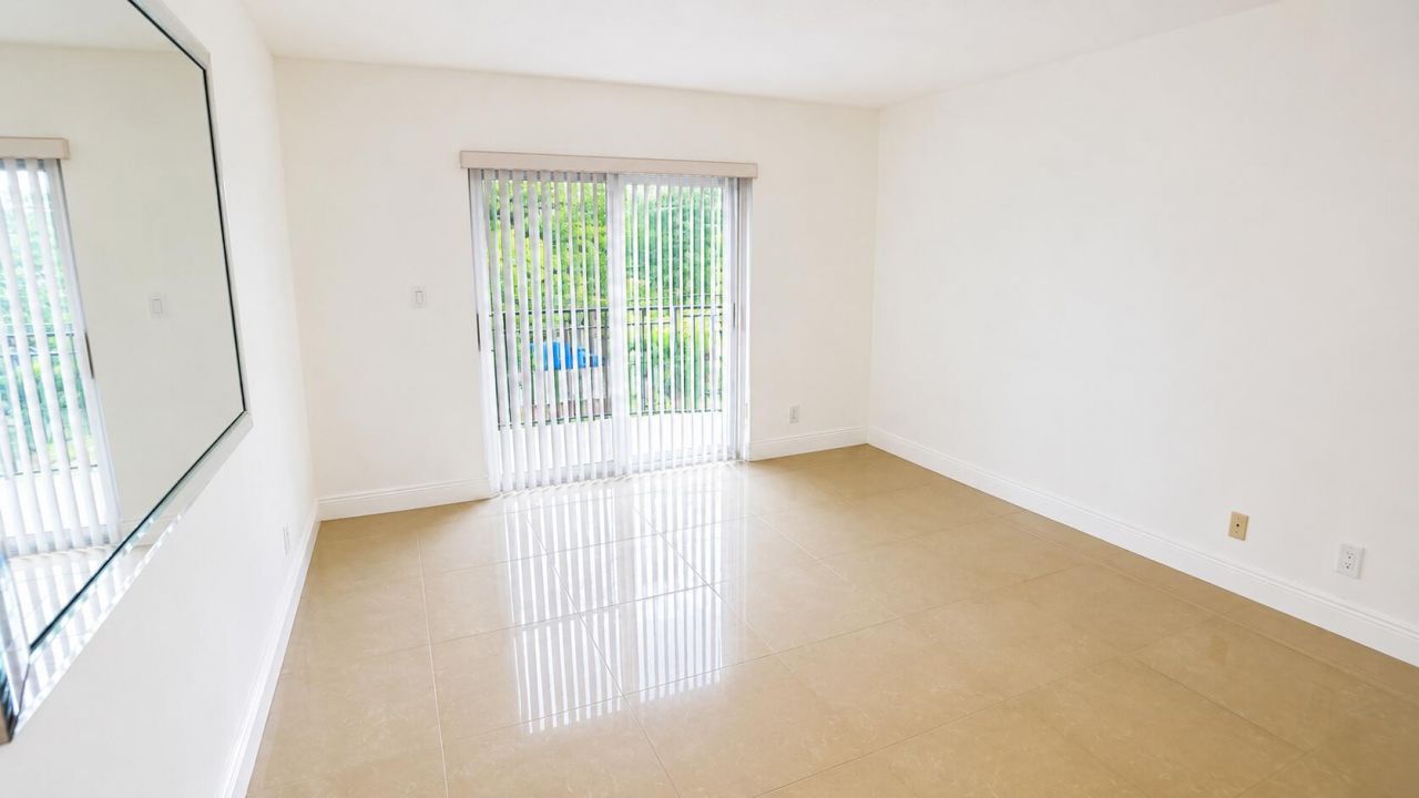 3909 N Ocean Boulevard, Unit 314, Fort Lauderdale, FL 33308 Photo